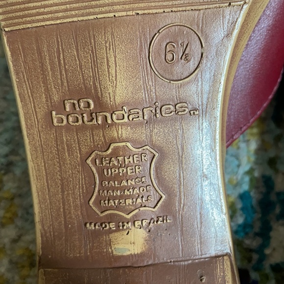 *VINTAGE* NO BOUNDARIES OPEN-TOE MULES - Picture 5 of 7